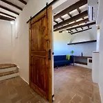 Corner Nest In Montalcino