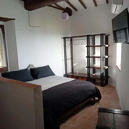 Corner Nest In Montalcino